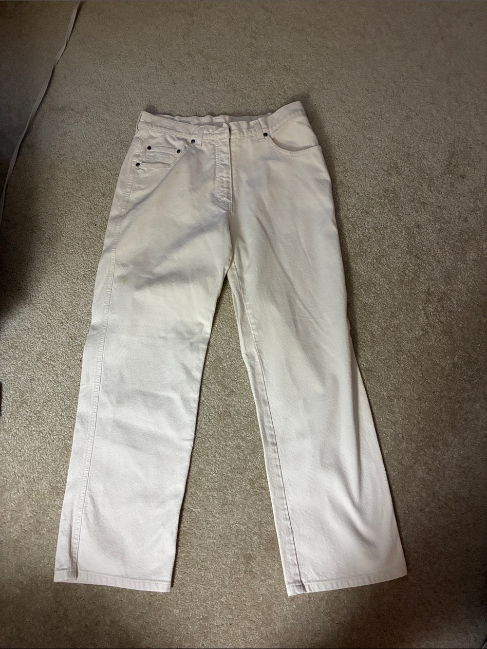 Blue Willi’s buff colored Straight-Leg Jeans. Size 40